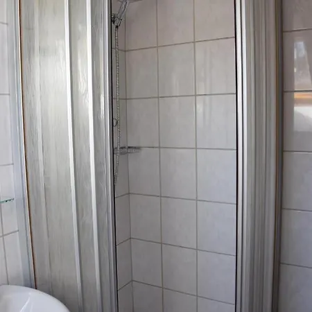 Wiesner بيت ضيافة